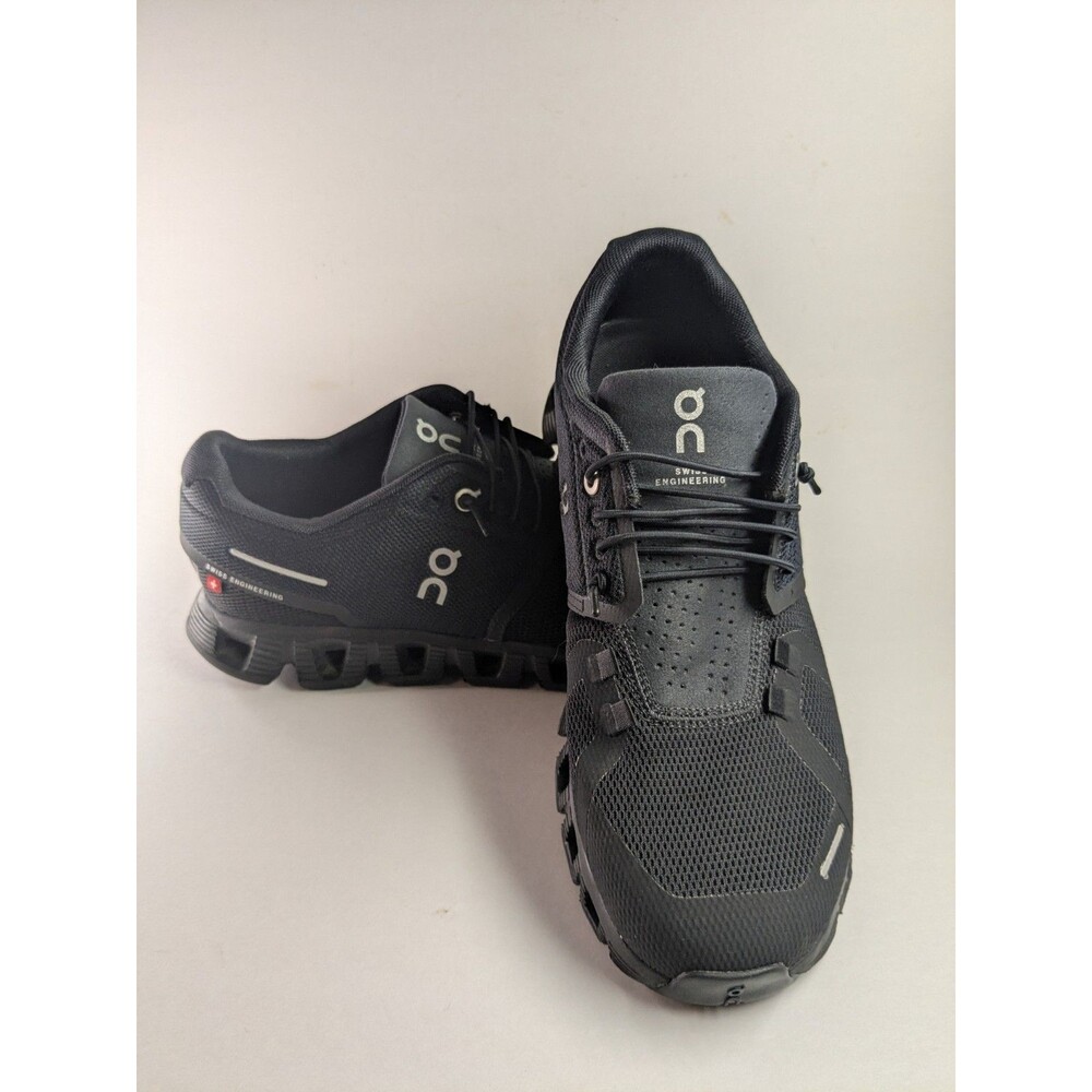 On Cloud 5 Women's US 8.5 All Black Running Shoes CloudTec Speed Laces Sneakers